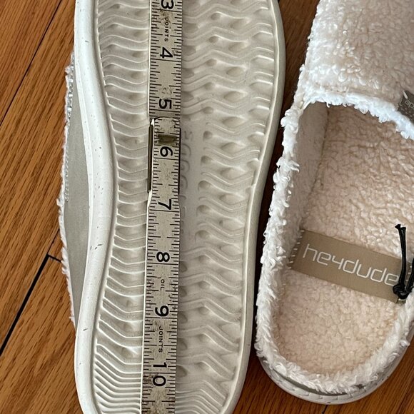 BNWOT! Women's Hey Dude COZY Lexi Rise Cream To Coffee Mule Loafer. RUNS SMALL! - Picture 7 of 10